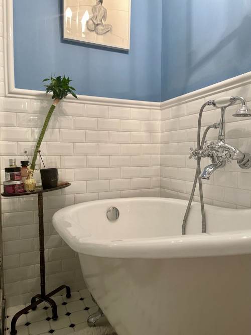 Housing image — Bathroom