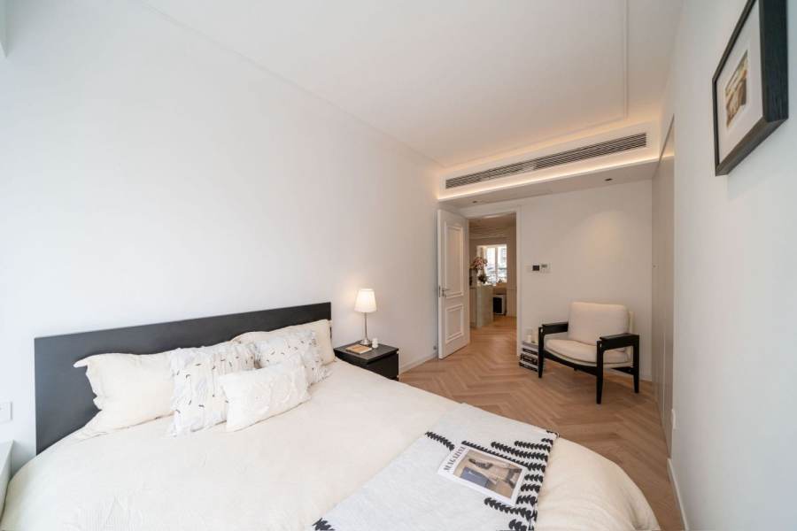 Housing image — Bedroom