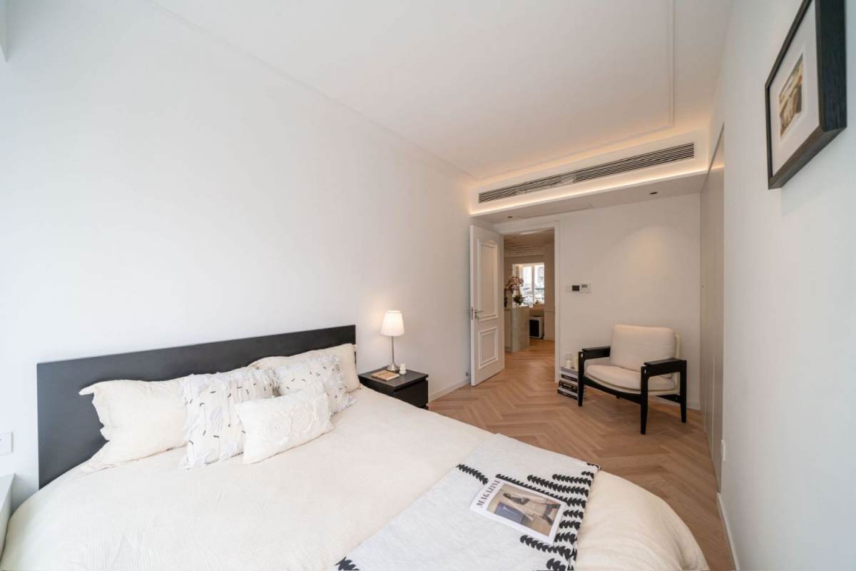 Housing image — Bedroom