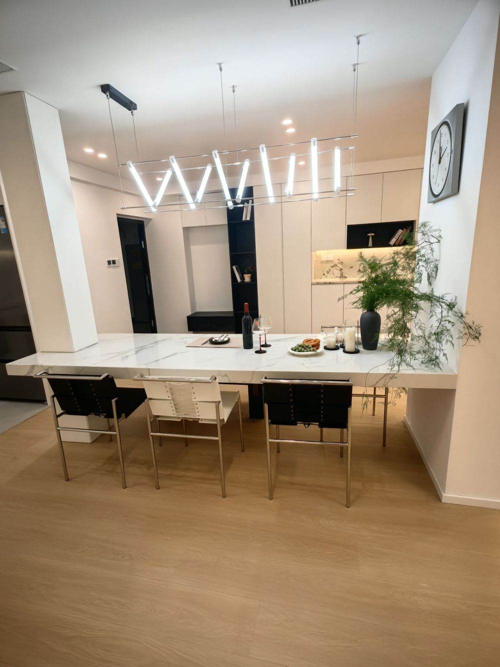 Housing image — Dining Area
