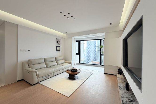 High-Floor Spacious 3BR Apartment near Zhongshan Park (L2/L3/L4)