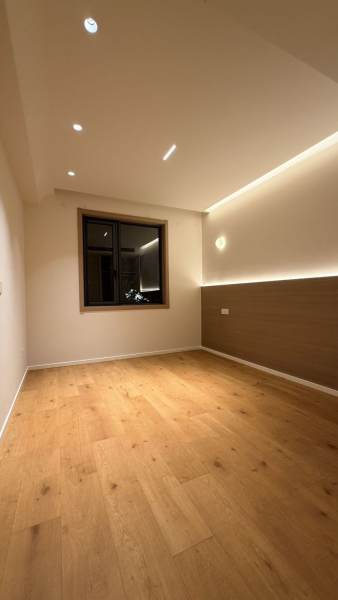 Housing image — Bedroom