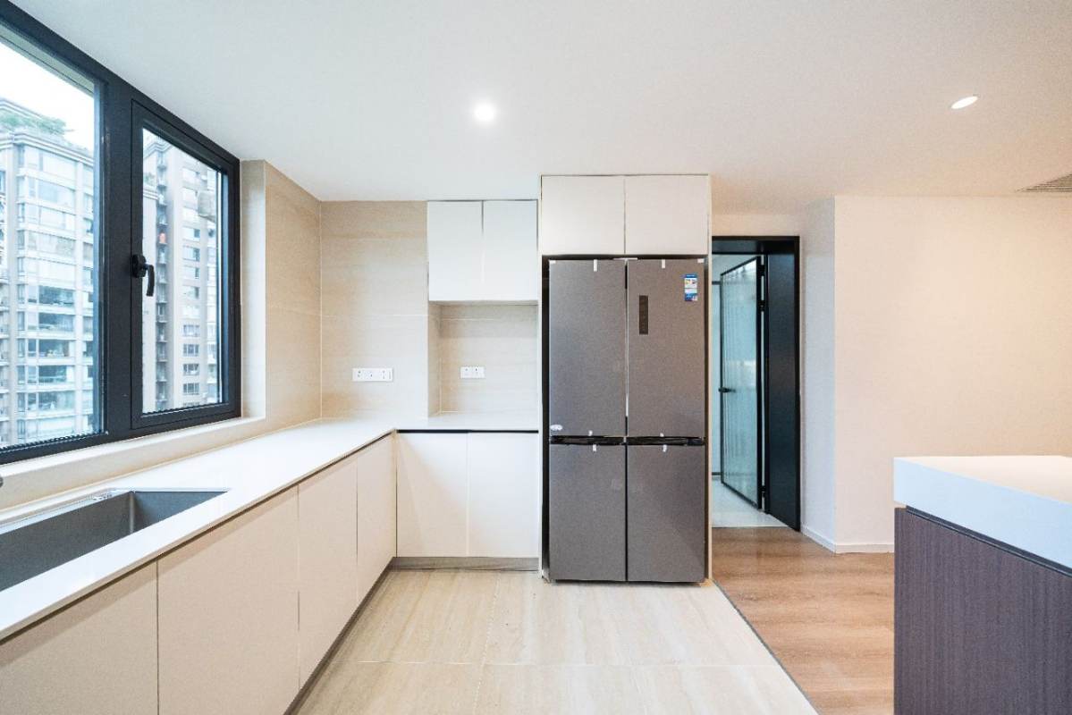 Housing image — Kitchen