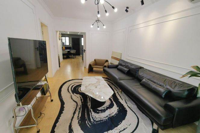 3BR Lane House in Old Xuhui with Terrace (L1/L10)