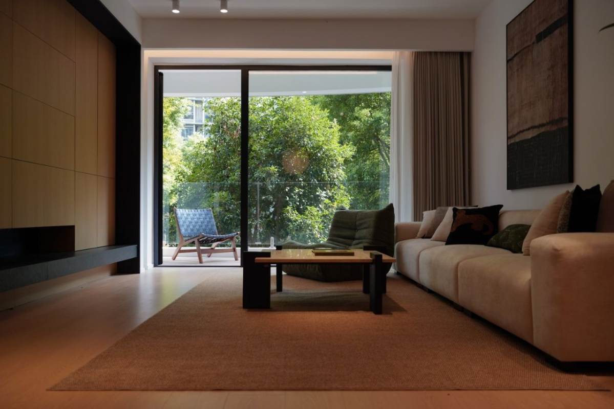 Housing image — Living Room