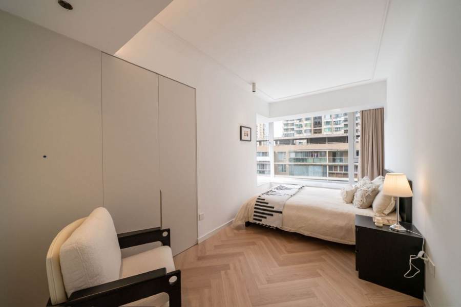 Housing image — Bedroom