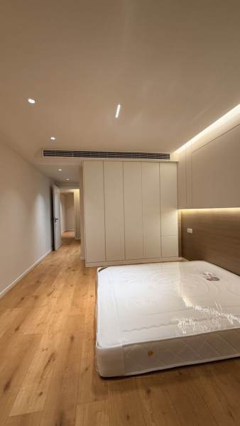 Housing image — Bedroom