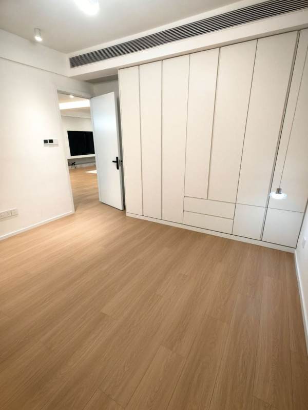 Housing image — Bedroom