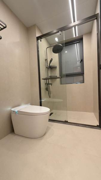 Housing image — Bathroom
