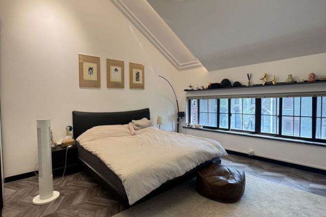 Spacious 2BR Lane House near Zhongshan Park with Private Garden