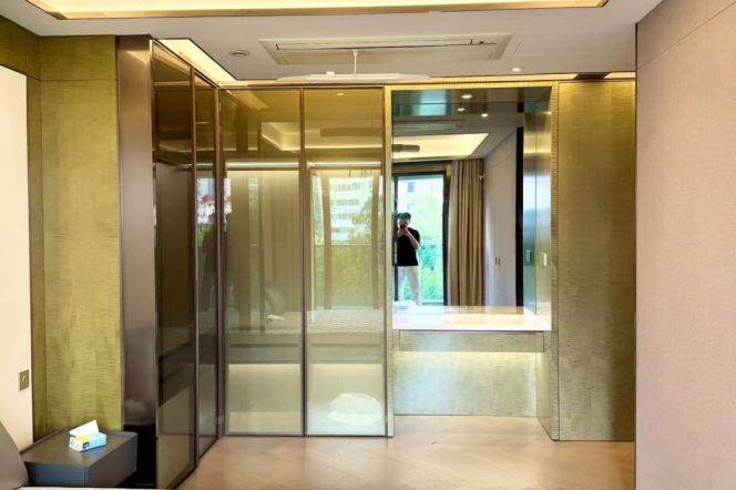 2BR Apartment in Jing'an (L13)