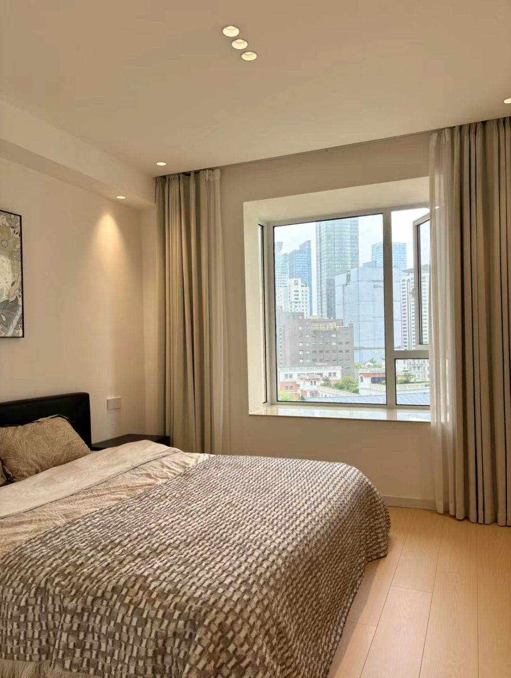 Housing image — Bedroom