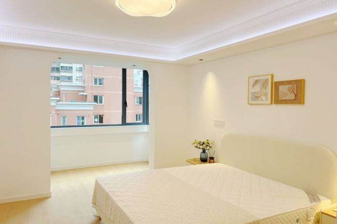Spacious 2BR Apartment near Xujiahui Metro (L4)