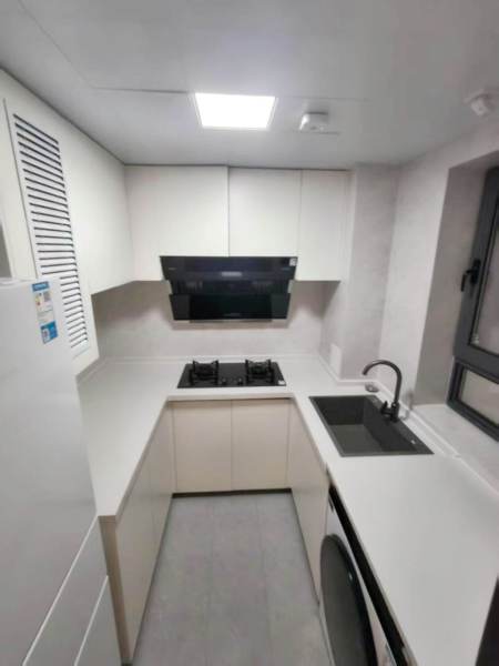 Housing image — Kitchen