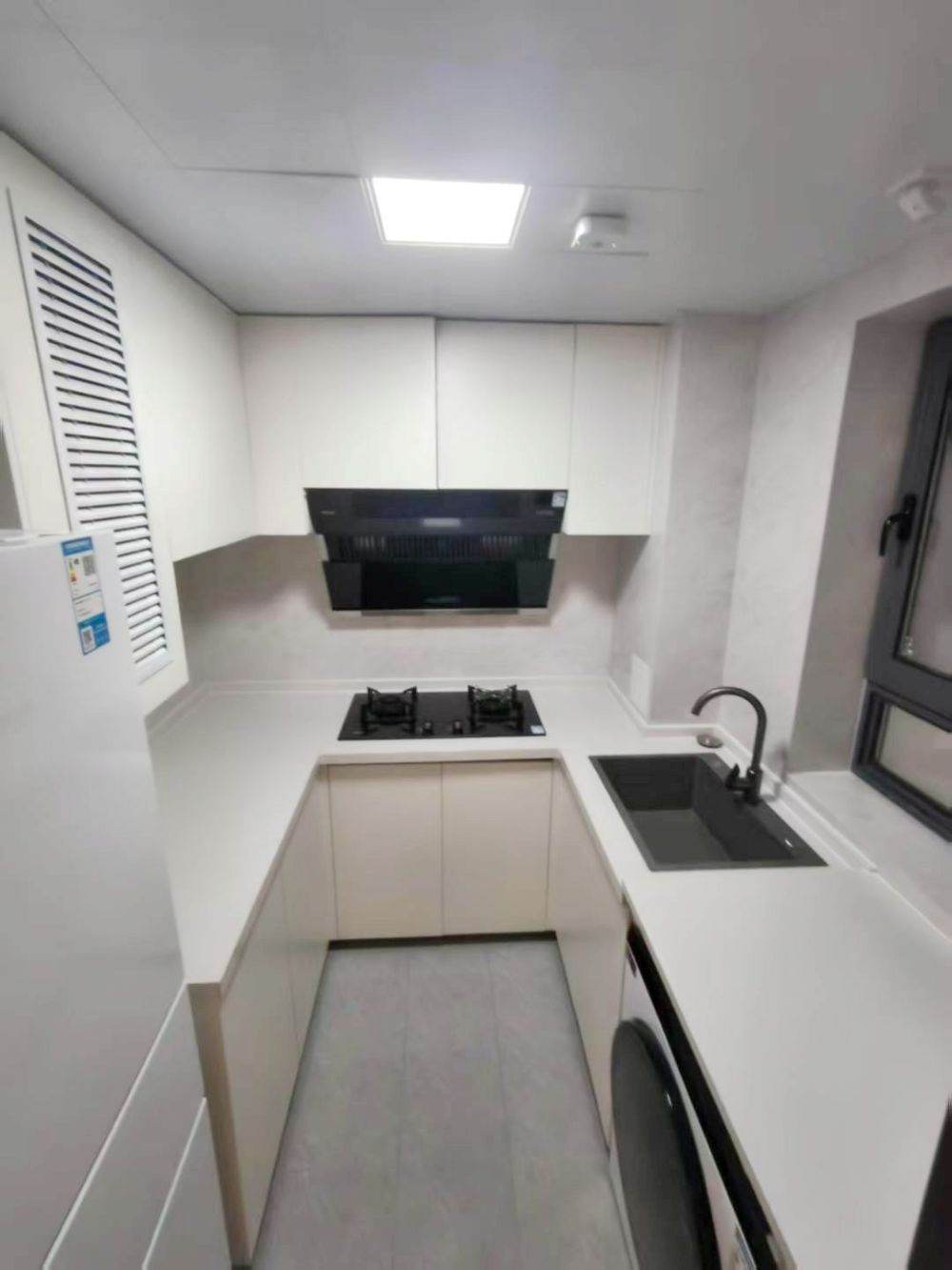 Housing image — Kitchen