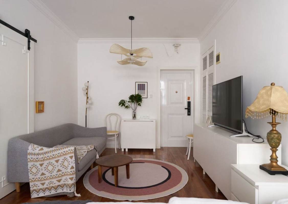 Housing image — Living Room