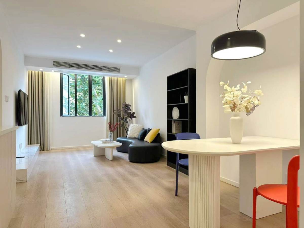 Housing image — Living Room