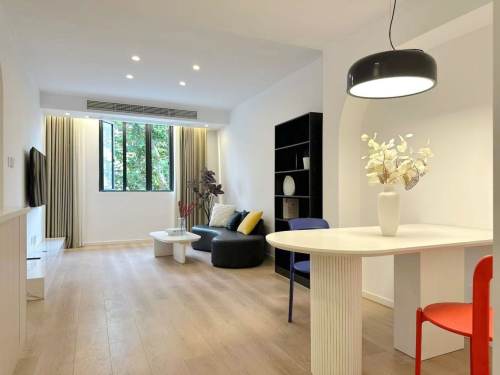 Housing image — Living Room