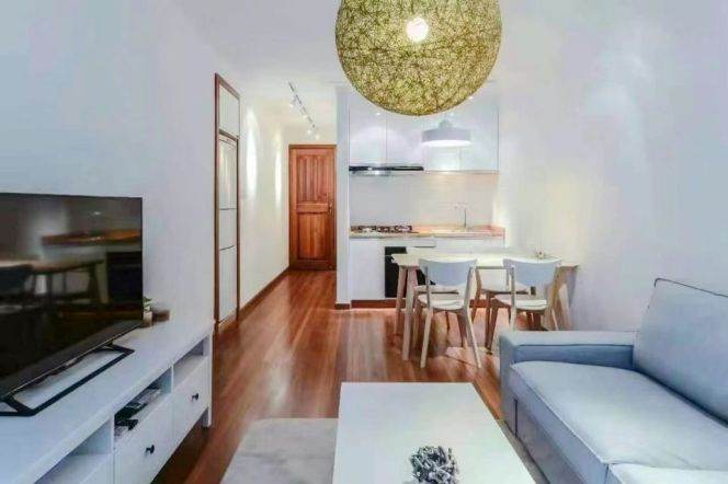 1BR Apartment in Old Xuhui