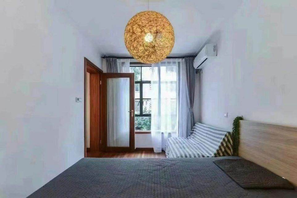 Housing image — Bedroom