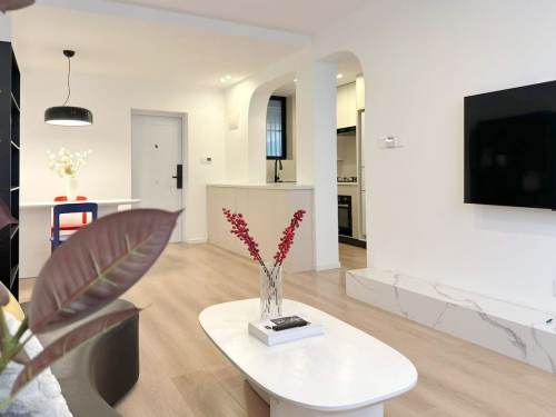 Housing image — Living Room