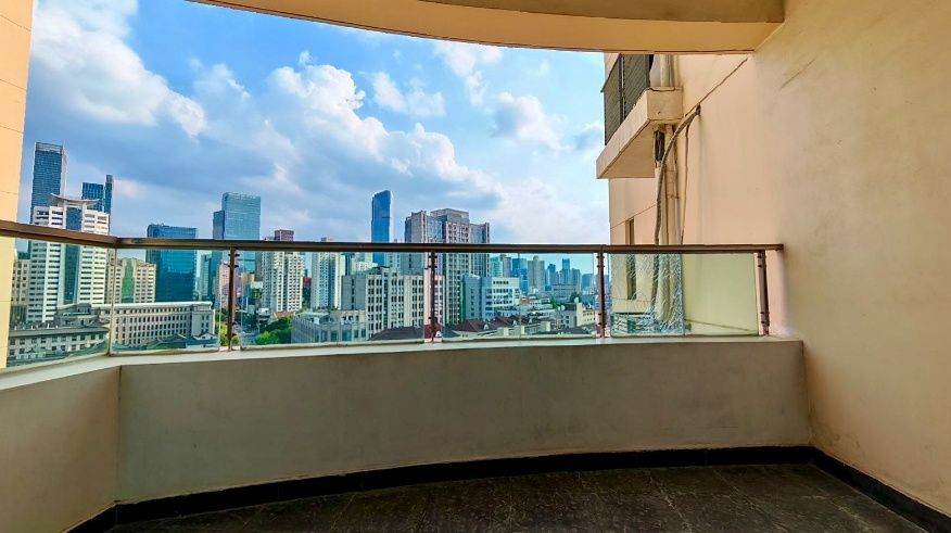 Housing image — Balcony