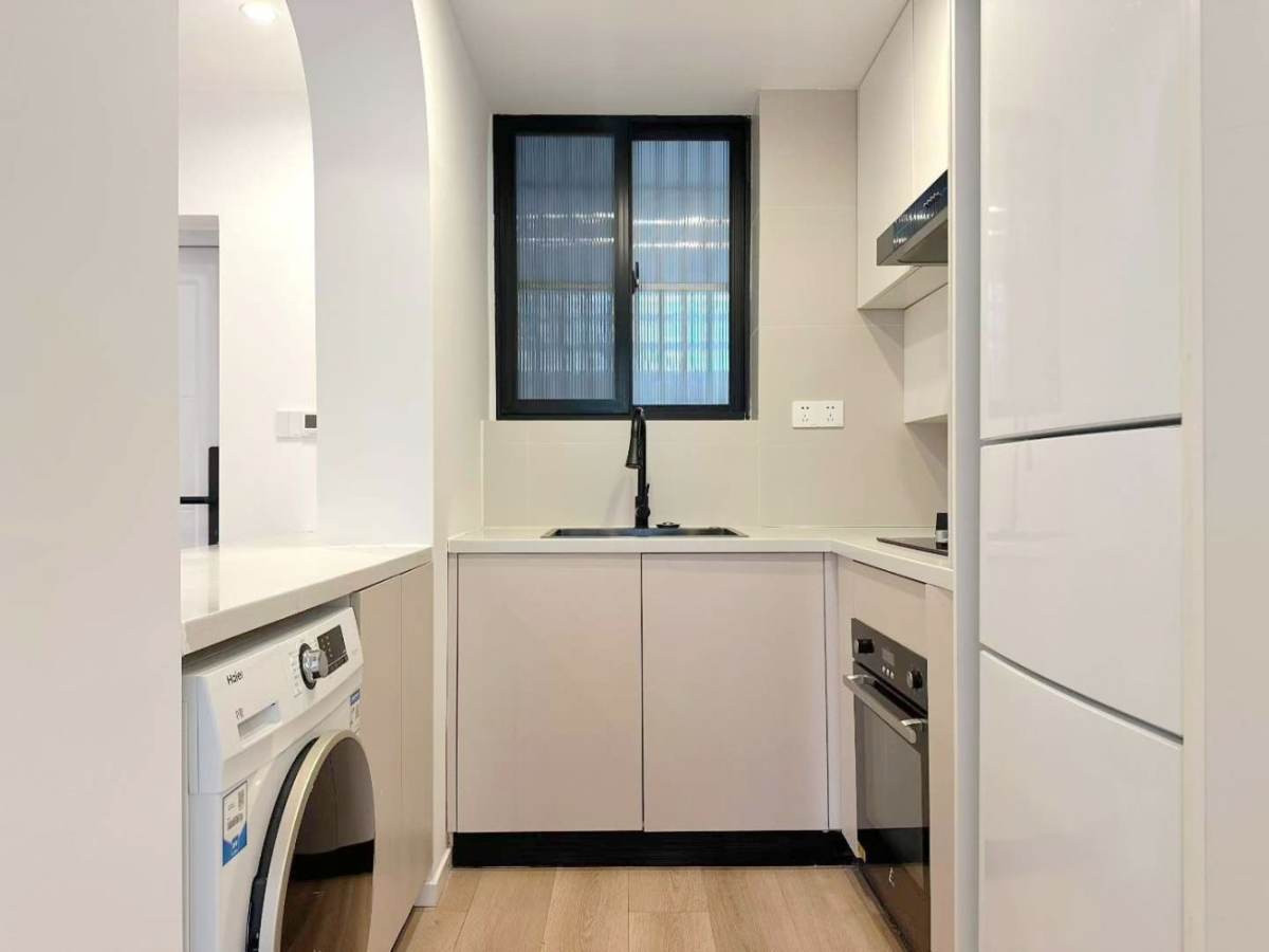 Housing image — Kitchen