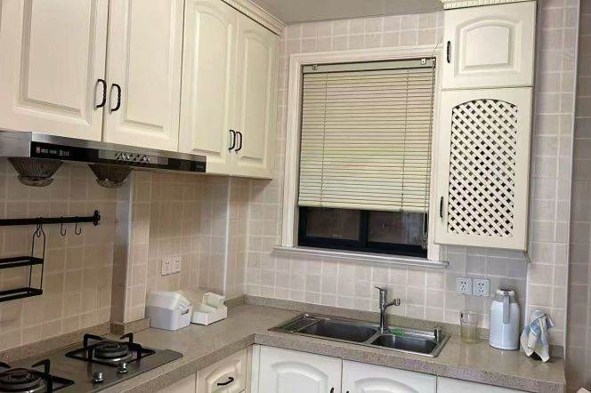 1BR Apartment near Jiaotong University Metro