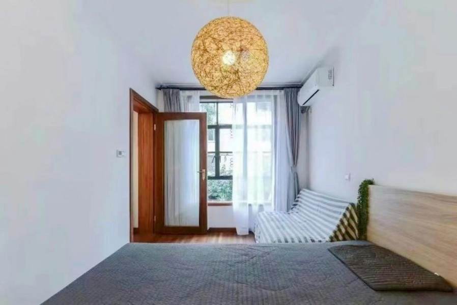Housing image — Bedroom