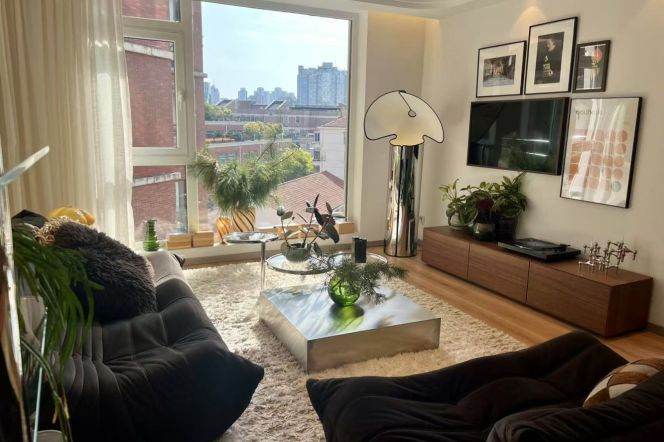 Spacious 2BR Apartment near Xintiandi (L1/L10/L13/L14)