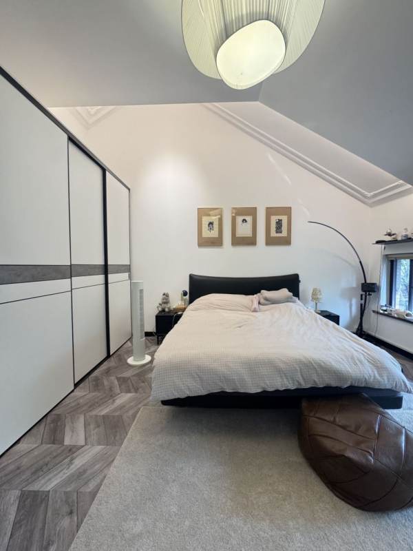 Housing image — Bedroom