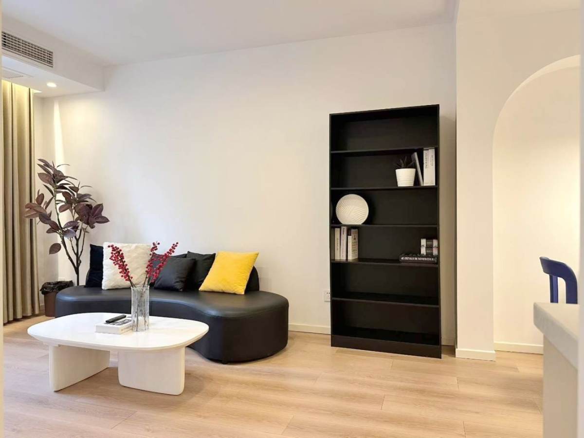 Housing image — Living Room