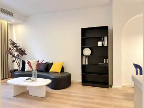 Housing image — Living Room