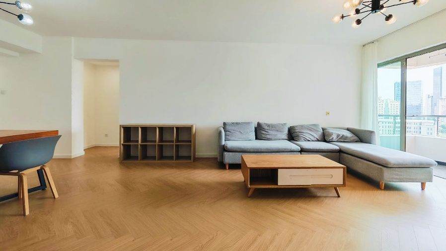 Housing image — Living Room