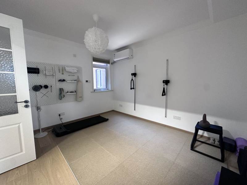 Housing image — Bedroom