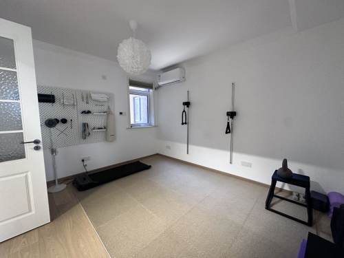 Housing image — Bedroom