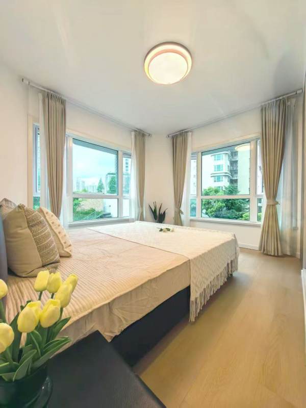Housing image — Bedroom