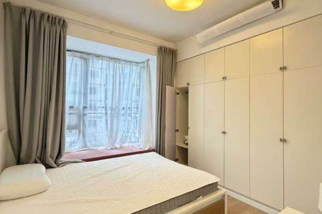 3BR Apartment in Old Xuhui (L1/L7)
