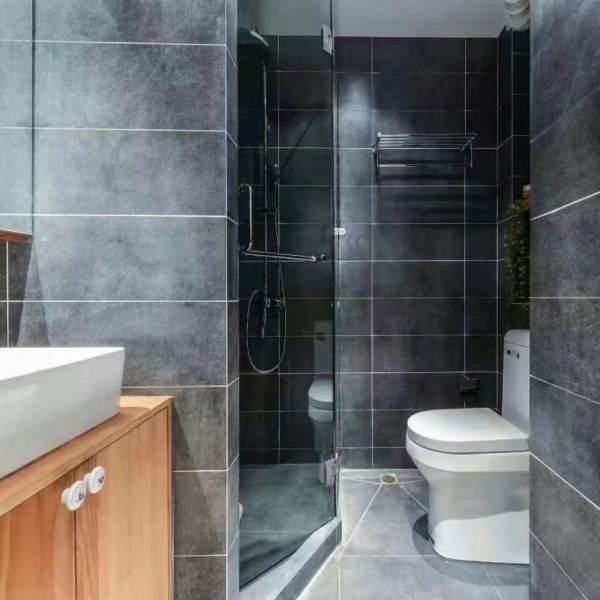Housing image — Bathroom