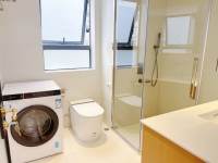 Housing image — Bathroom