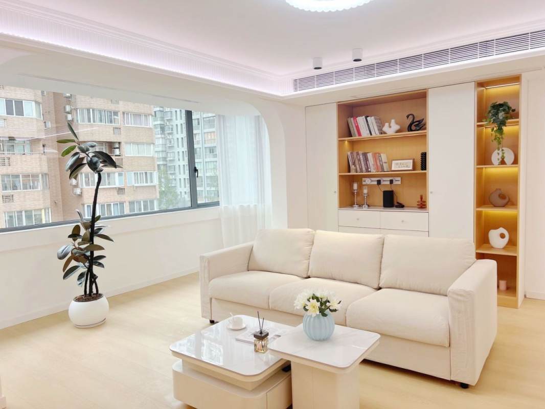 Housing image — Living Room