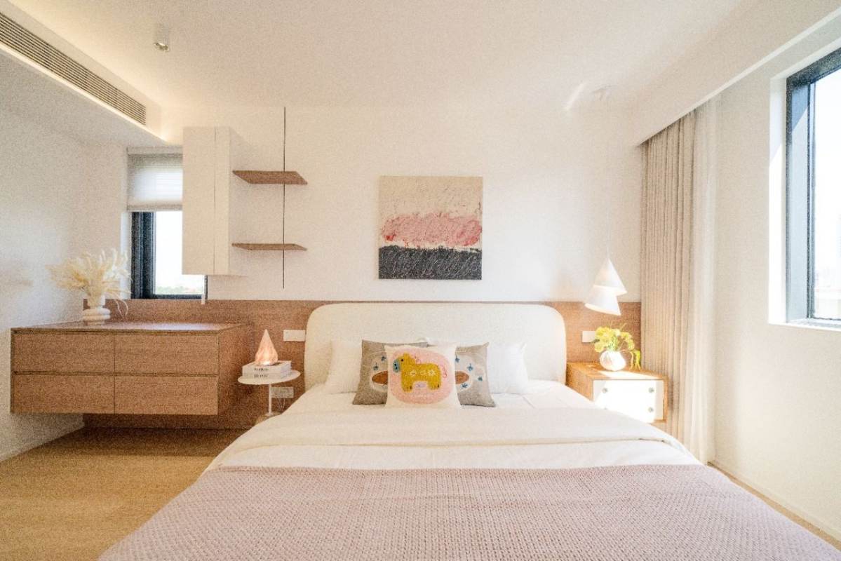 Housing image — Bedroom