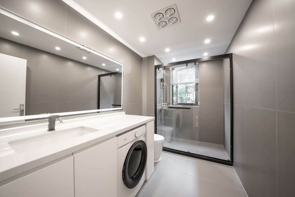 Housing image — Bathroom