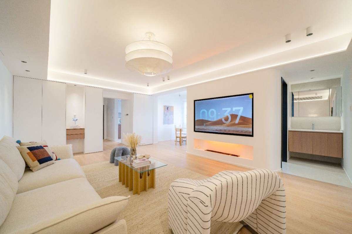 Housing image — Living Room