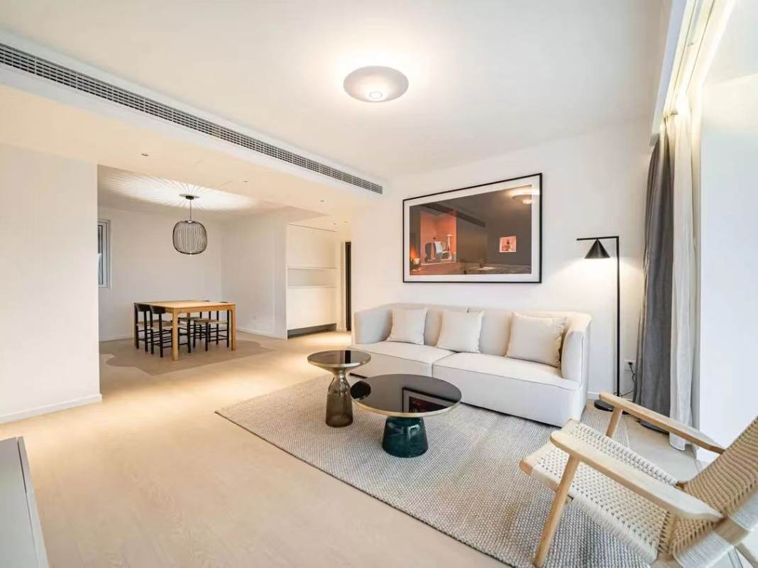 Housing image — Living Room