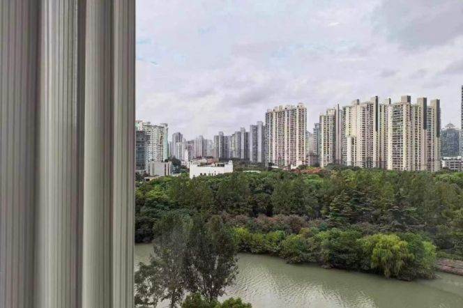 3BR Apartment at Brilliant City with River View (L3/L4)