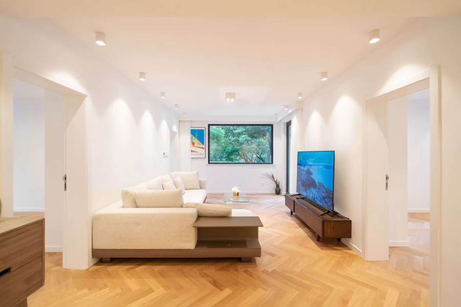 Housing image — Living Room