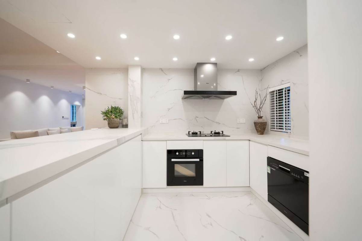 Housing image — Kitchen