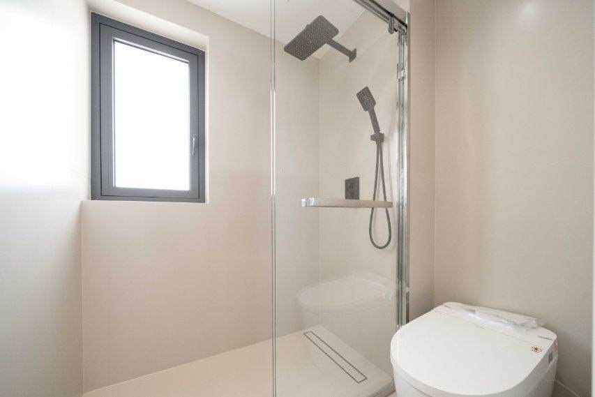 Housing image — Bathroom