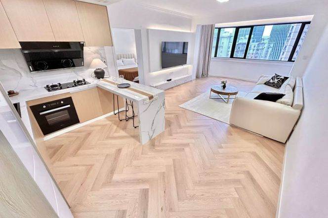 Spacious 1BR Apartment near Hongqiao Rd Metro (L3/L4/L10)